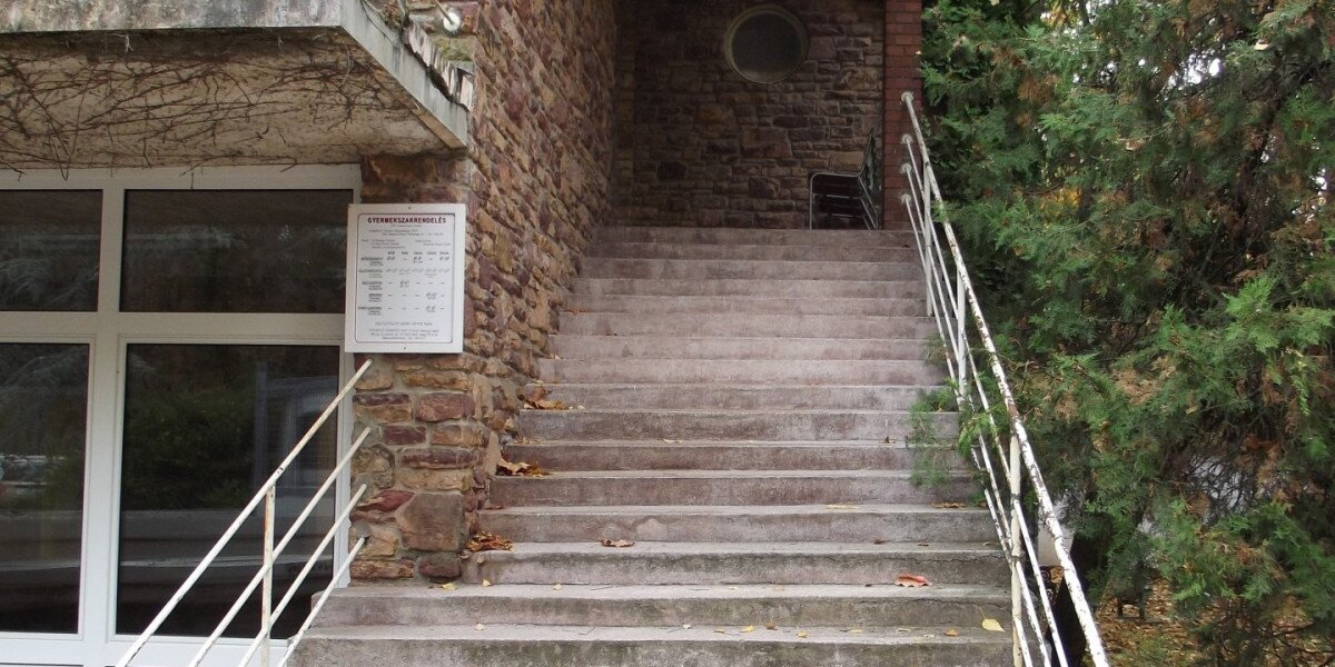 2013.09.13. Pályázati forrásból újul meg az Orvosi rendelő (2)